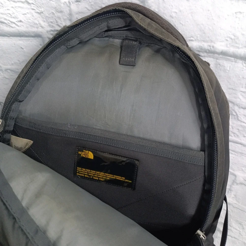 The North Face Borealis Backpack Grey Green Hiking Commuter Bag s9